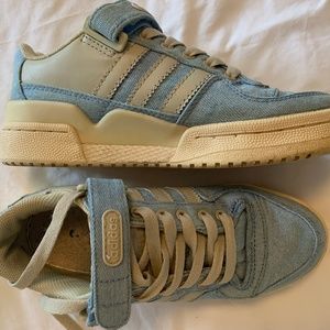 adidas Women's Light Blue and Cream Athletic Sneakers